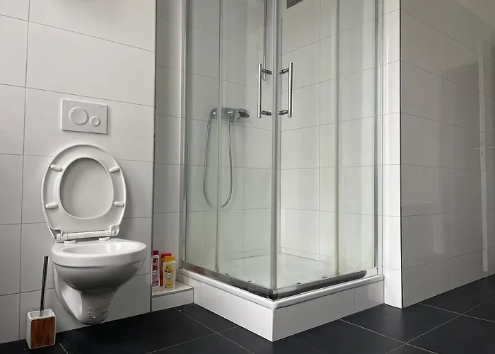 Cozy 500 M To Uni-kassel Gasthof